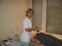 Clinica este dotata cu ECG computerizat de inalta fidelitate, test de efort si HOLTER ECG, pentru ev Clinica este dotata cu ECG computerizat de inalta fidelitate, test de efort si HOLTER ECG, pentru ev