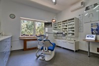 Clinica stomatologica Dent Estet Clinica stomatologica Dent Estet
