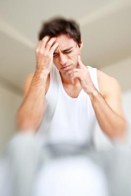 Durerile de cap pot fi cauzate de probleme dentare?
